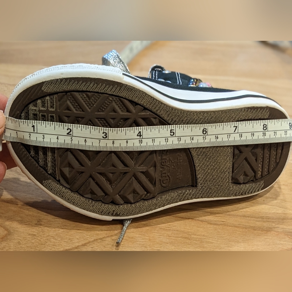 LIKE NEW... Converse ALL STAR  blinged out Kids Black High Tops - Picture 6 of 6